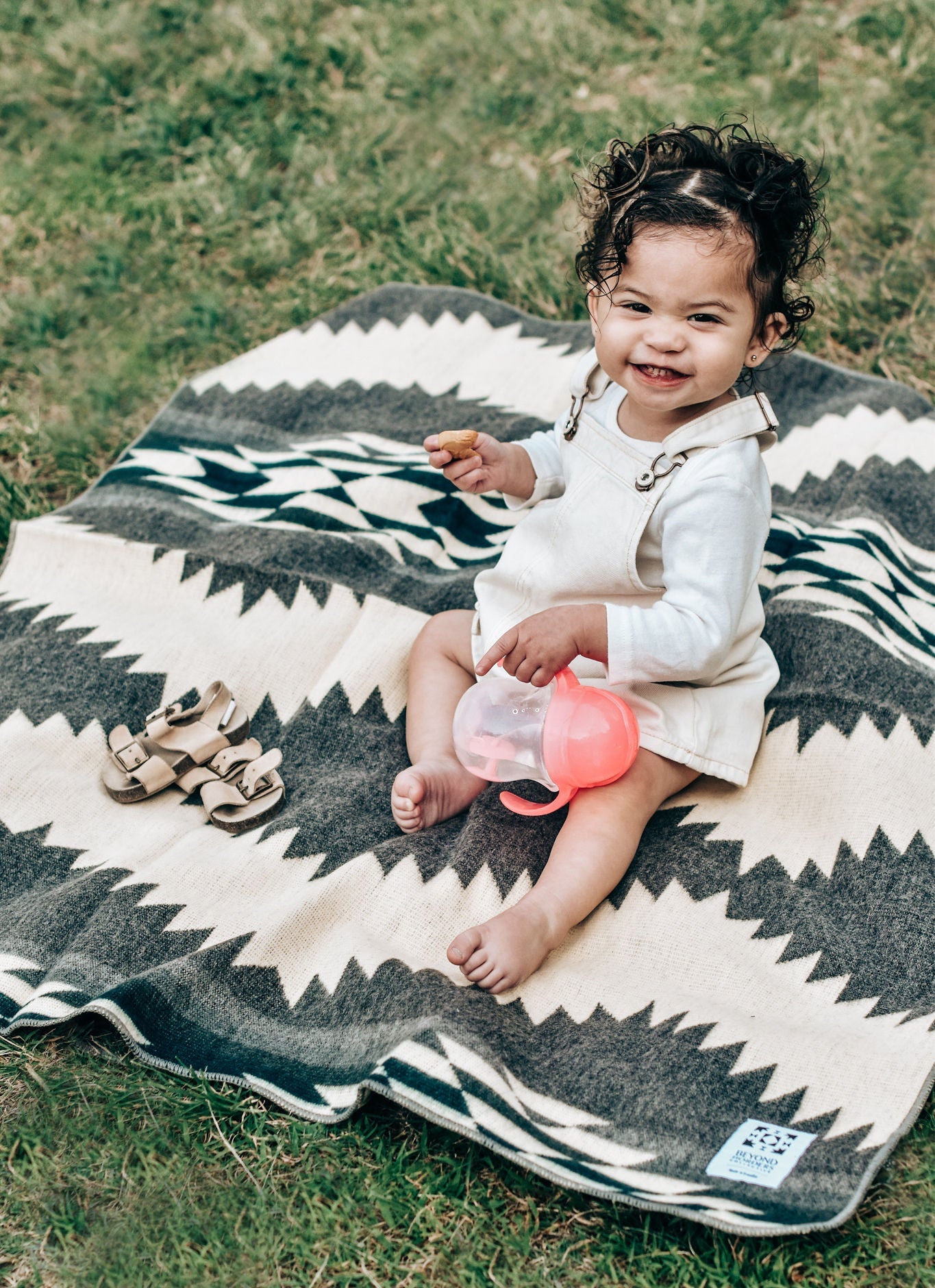 Tsachila Baby Blanket - Ash