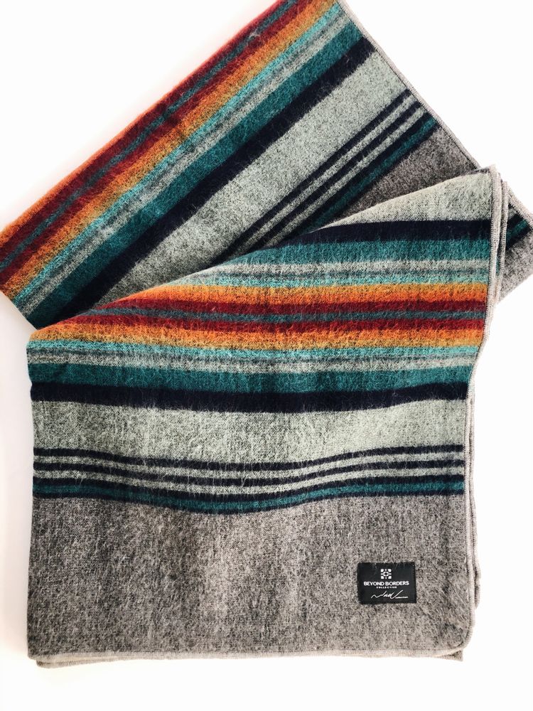 El Viajero Blanket -Grey Sunrise